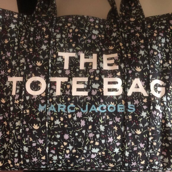 ***SOLD***NWOT Marc Jacobs Ditsy Floral Canvas Tote Bag Black Multi Small - Picture 12 of 16